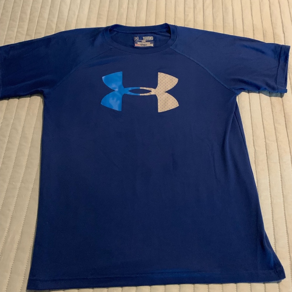 Under Armour Short Sleeve Shirt
